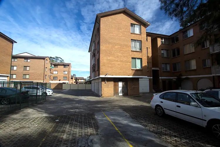 8/4 Beale Street, Liverpool NSW 2170