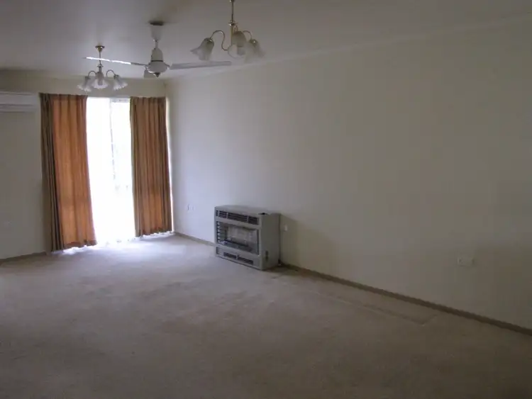 Sixth view of Homely unit listing, 15/15 Burrage Street, Moe VIC 3825