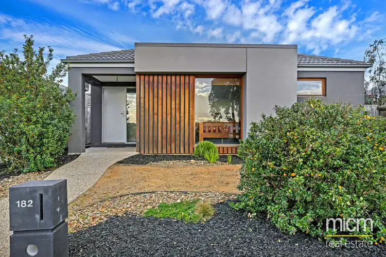 182 Saltwater Promenade, Point Cook VIC 3030