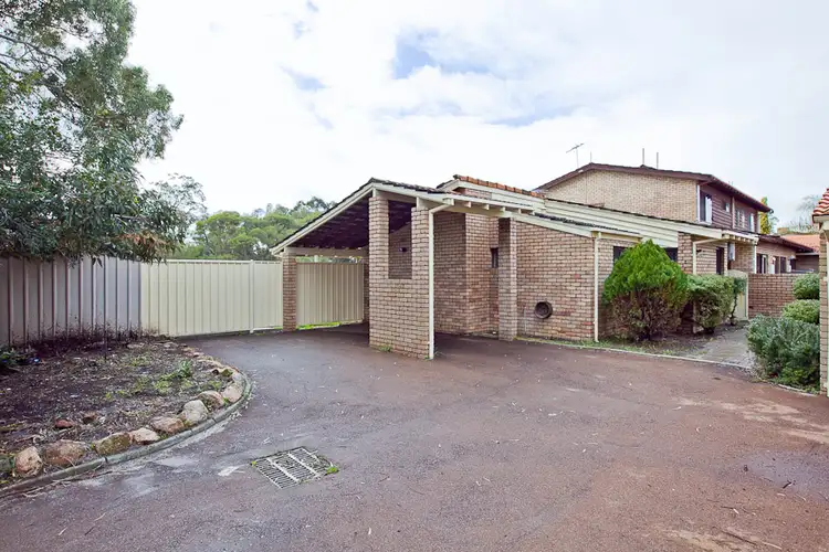 4/3 Acacia Place, Lynwood WA 6147