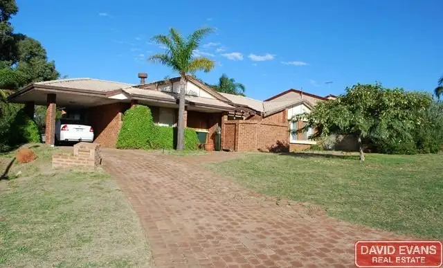 3 Woodlupine Rise, Woodvale WA 6026