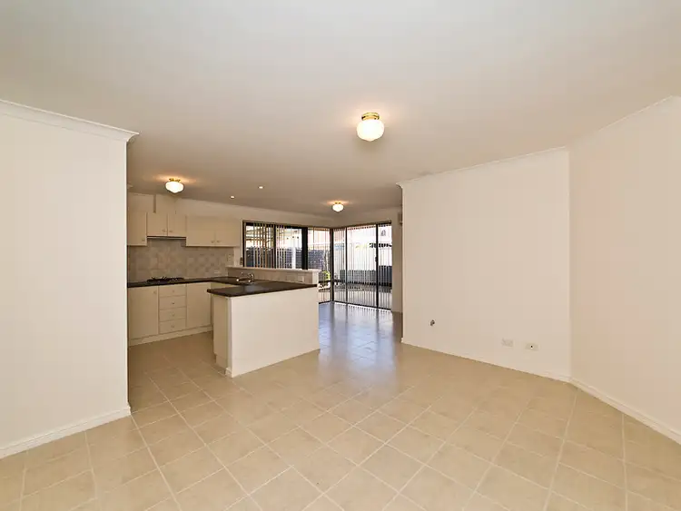 Fourth view of Homely house listing, 15/5 Sainte Maxime Avenue, Port Kennedy WA 6172