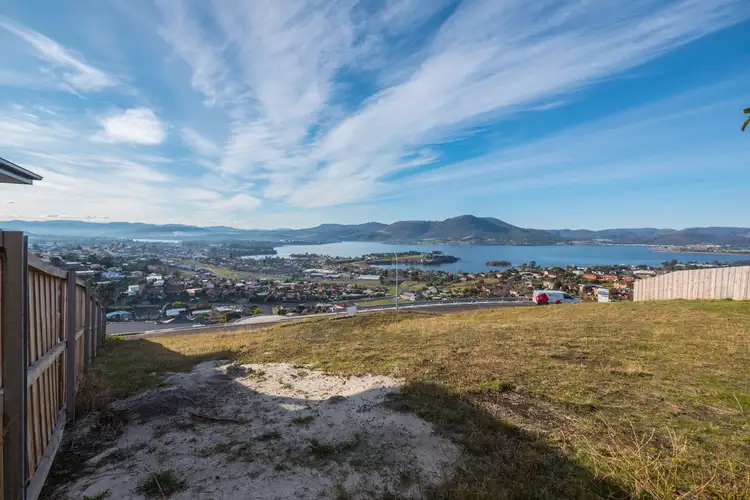 16 Gentile Court, Rosetta TAS 7010