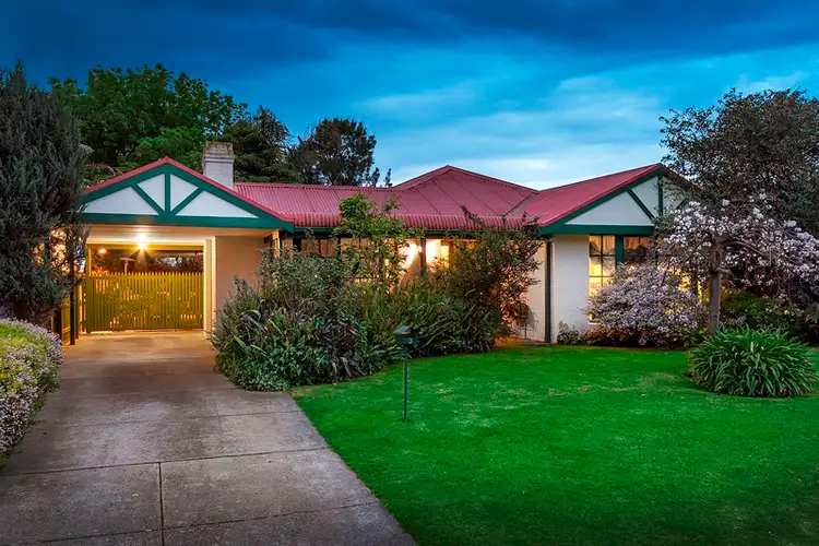 3 Dunscombe Place, Chelsea Heights VIC 3196