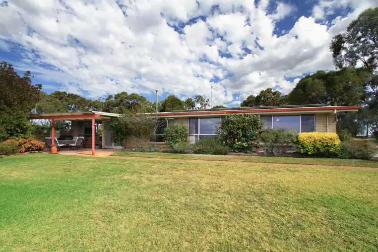 204 Nordens Lane, Maffra VIC 3860