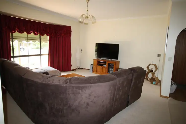Sixth view of Homely house listing, 2 Fourth Avenue, Naracoorte SA 5271