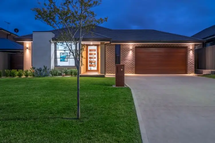9 Lowry Close, Harrington Park NSW 2567