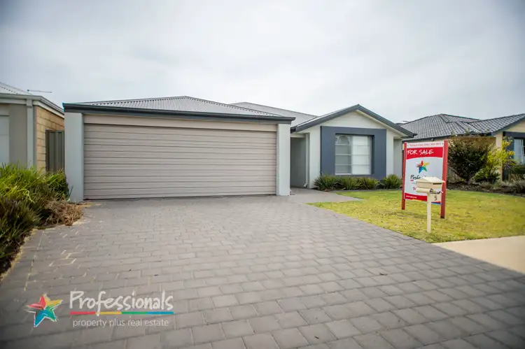 Second view of Homely house listing, 5 Rossiter Ave, Piara Waters WA 6112