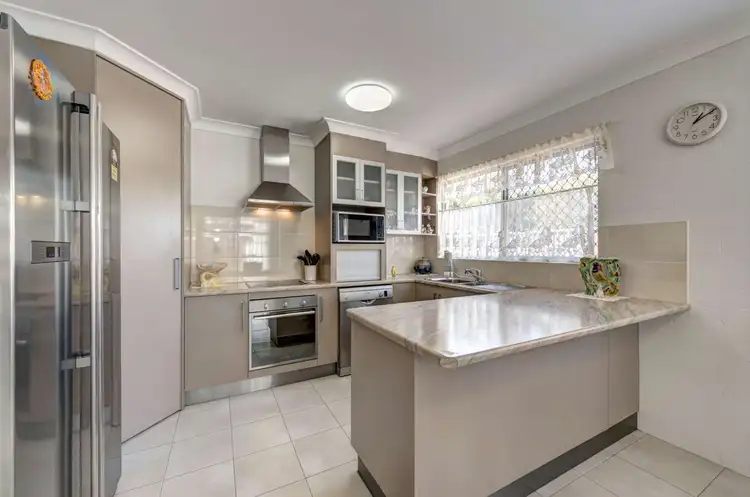 2/62a Perry Street, Bundaberg North QLD 4670