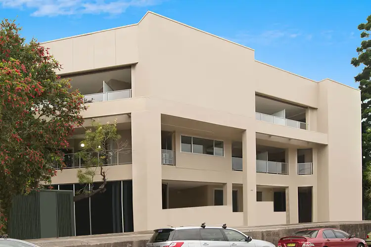 Main view of Homely unit listing, 9/293-295 Mann Street, Gosford NSW 2250