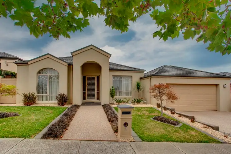 15 Trafalgar Court, Narre Warren South VIC 3805