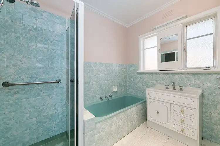 Sixth view of Homely house listing, 35 Stradbroke Drive, St Albans VIC 3021