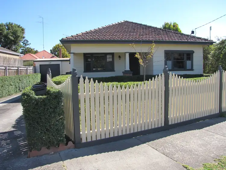 13 High Street, Moe VIC 3825