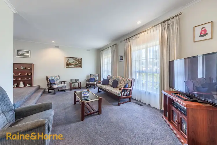Fifth view of Homely house listing, 1 Ganton Court, Sunbury VIC 3429