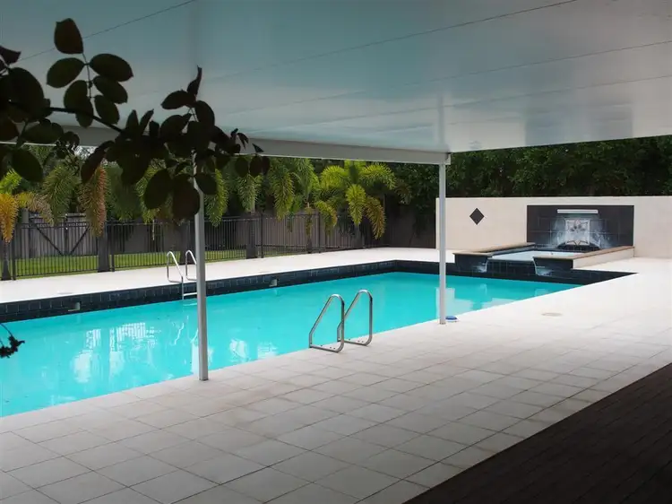 8 Campbell Ford Drive, Emerald QLD 4720