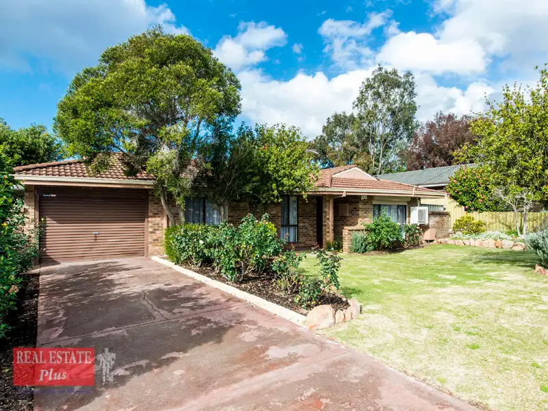 Main view of Homely house listing, 4 Banner Place, Swan View WA 6056
