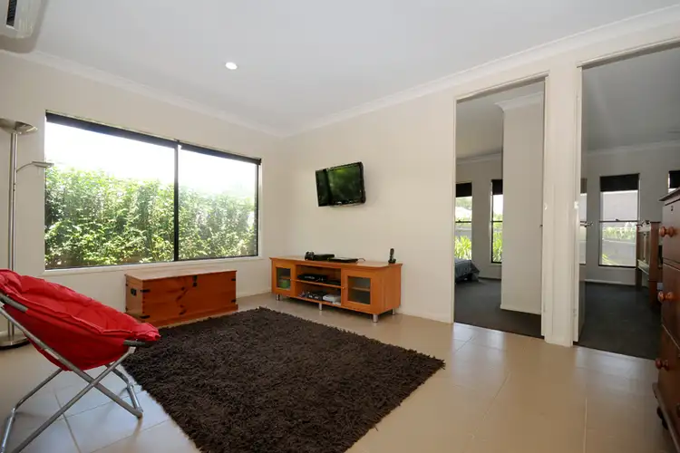 Seventh view of Homely house listing, 2 Greenway Close, Middle Ridge QLD 4350