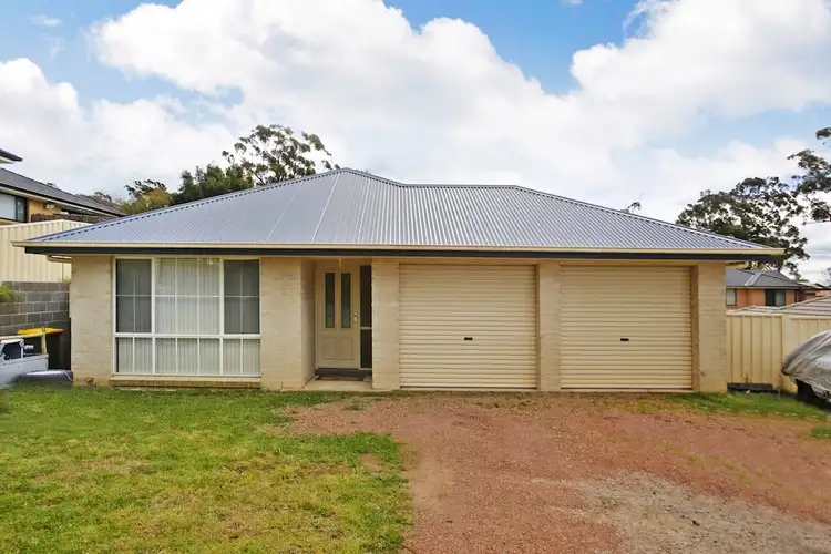 6 Charles Street, Hill Top NSW 2575