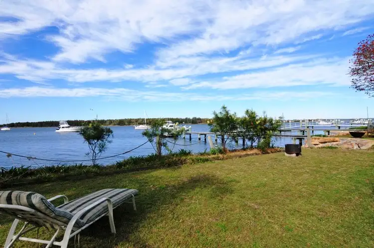 38 Hay Avenue, Shoalhaven Heads NSW 2535