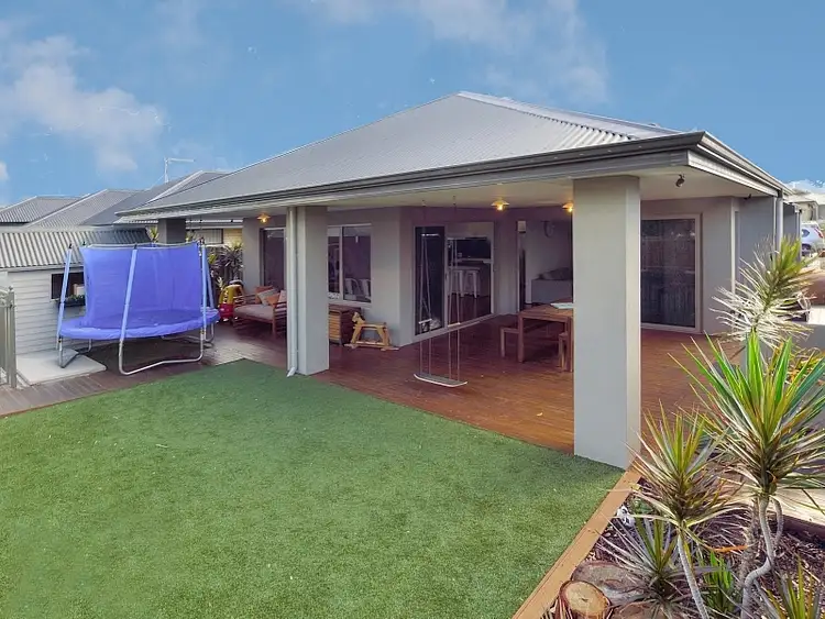 Second view of Homely house listing, 19 Cornwall Lane, Baldivis WA 6171