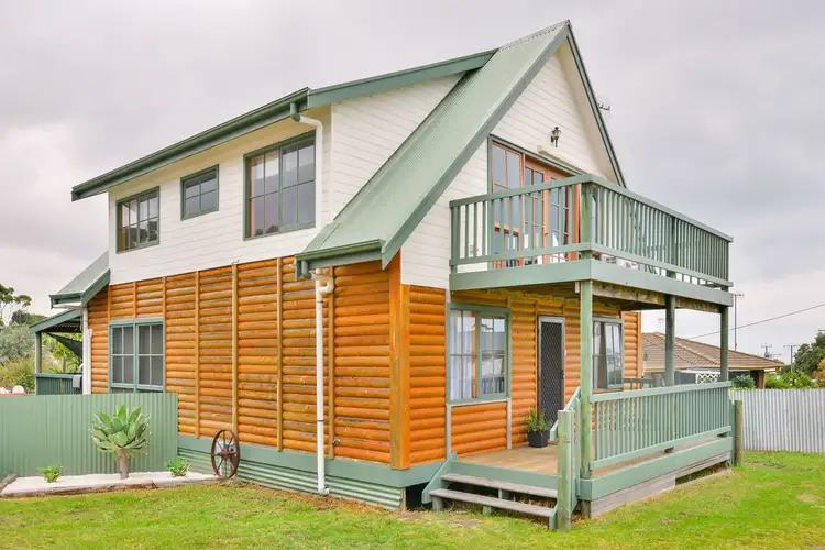 6 Manly Grove, Hayborough SA 5211