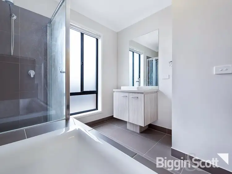 Sixth view of Homely house listing, 4 Benedetto Crescent, Cranbourne East VIC 3977