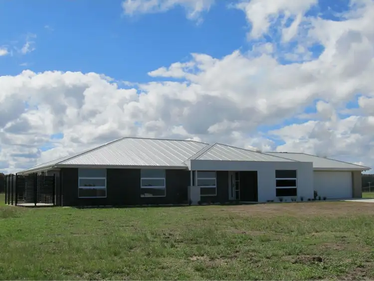 19 Koraleigh View, Nicholson VIC 3882