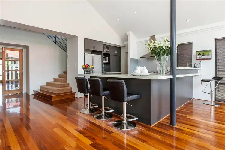 Sixth view of Homely house listing, 39 Gentilli Way, Salter Point WA 6152