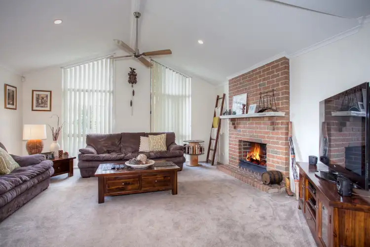 Fourth view of Homely house listing, 6 Bates Court, Sunbury VIC 3429