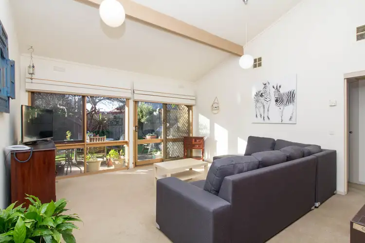 Sixth view of Homely unit listing, Unit 5/17-19 Heatherhill Road, Frankston VIC 3199