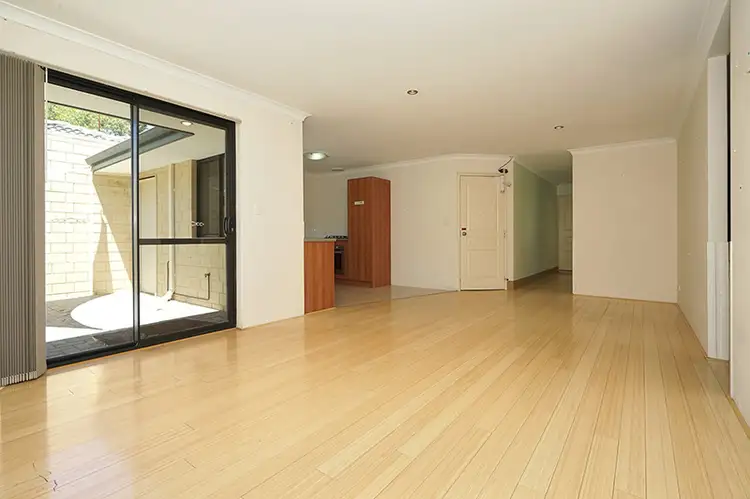 2/12 Hepburn Way