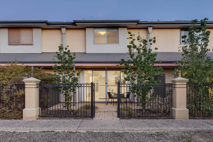 70 Hindmarsh Circuit, Mawson Lakes SA 5095