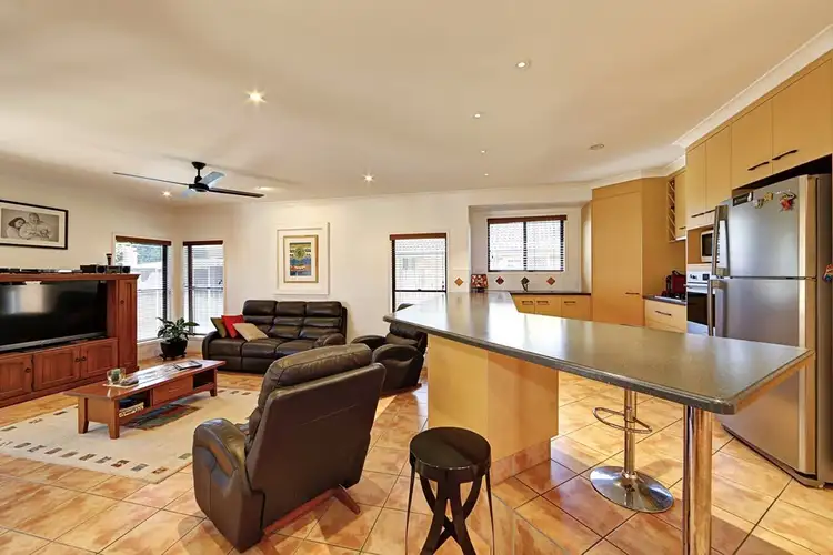Sixth view of Homely house listing, 10 Woodglen Close, Bargara QLD 4670