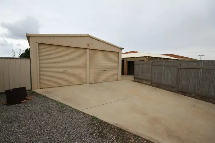 Fifth view of Homely house listing, 1 Hemsley Place, Bluff Point WA 6530