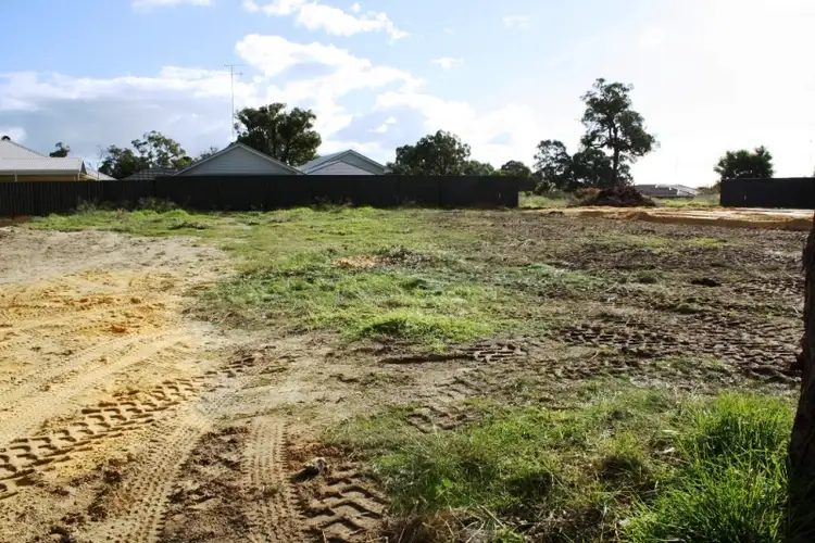 119 Hill Street, Waroona WA 6215