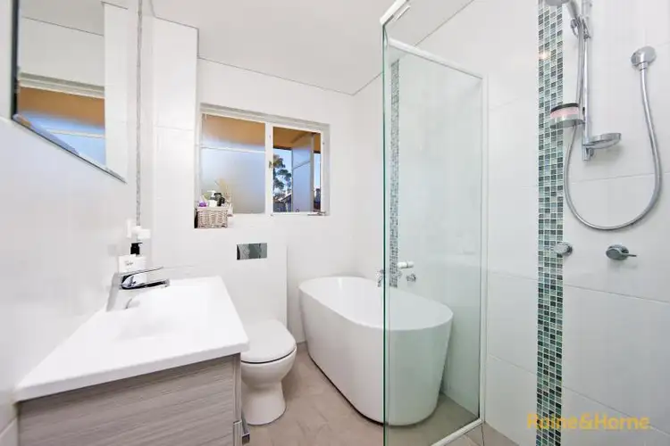 Fifth view of Homely apartment listing, 17/122 Raglan Street, Mosman NSW 2088