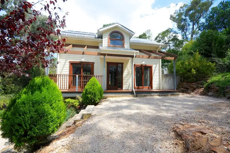 7 Cleopatra Street, Blackheath NSW 2785