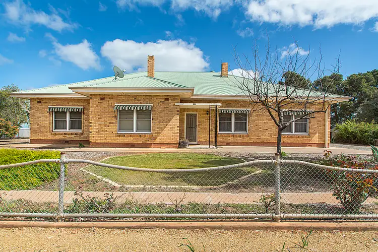 127 Main Street, Brinkworth SA 5464