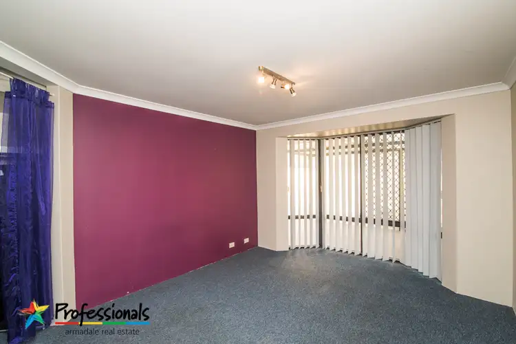 Seventh view of Homely house listing, 4 Weero Close, Kenwick WA 6107