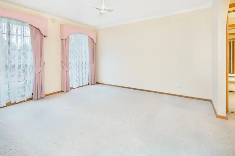 Fifth view of Homely house listing, 16 Glenauburn Court, Sunbury VIC 3429