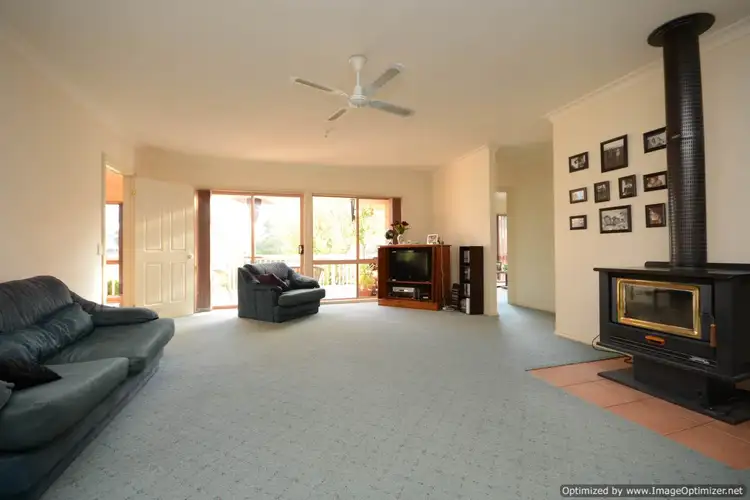 Fifth view of Homely house listing, 8 Howitt Avenue, Bairnsdale VIC 3875