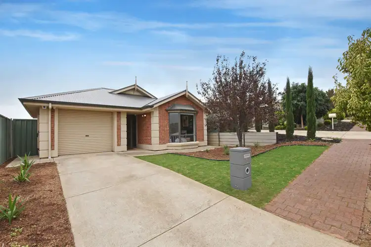 3 Bradbury Court, Hallett Cove SA 5158