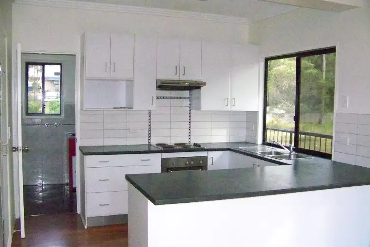 Sixth view of Homely house listing, 30 PAULA pde, Lamb Island QLD 4184
