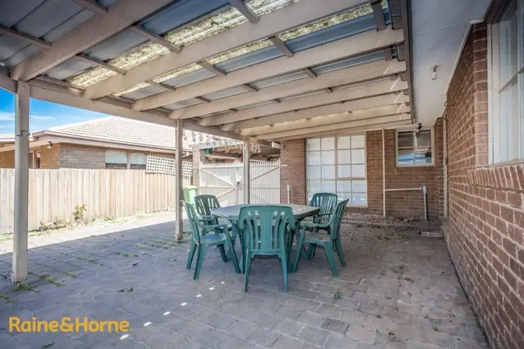 Fifth view of Homely house listing, 3 Scullin court, Sunbury VIC 3429