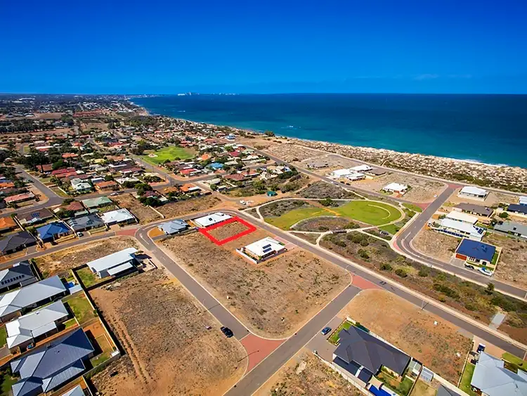 15 Lagoon Entrance, Sunset Beach WA 6530