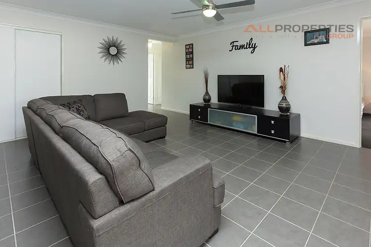 Fifth view of Homely house listing, 8 Quiet Court, Heritage Park QLD 4118