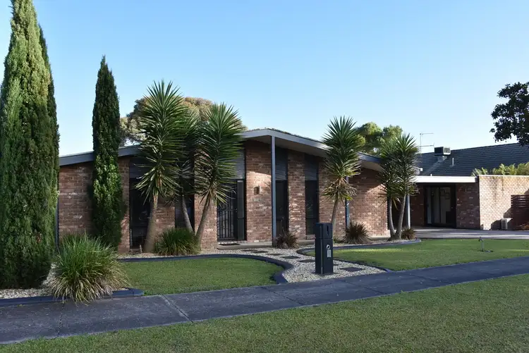 8 Morgan Court, Moe VIC 3825