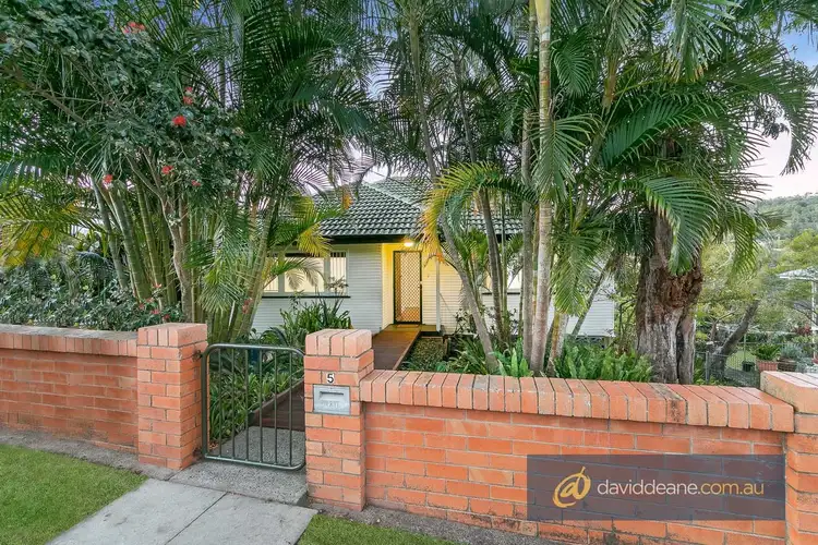 5 Yuruga Street, The Gap QLD 4061