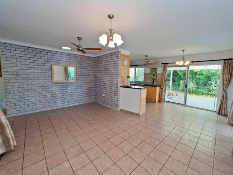 Fifth view of Homely house listing, 39 Sunset Dr, Thabeban QLD 4670