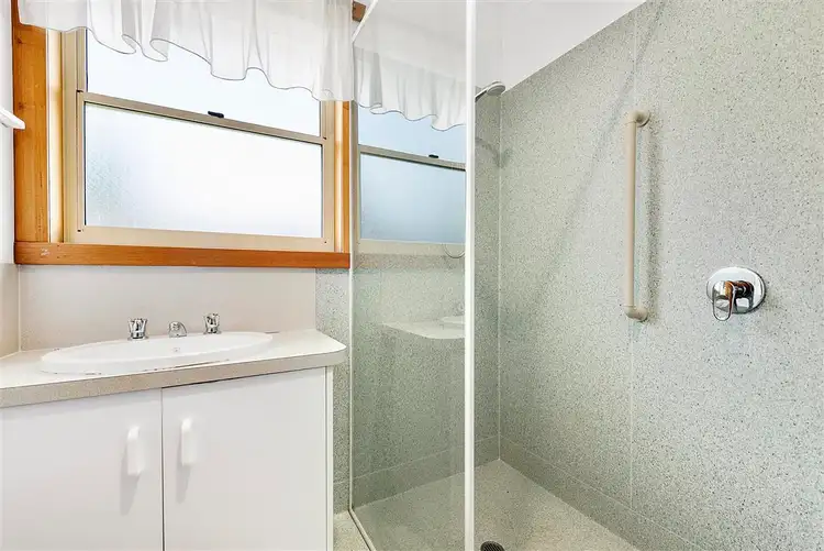 Fifth view of Homely unit listing, 2/3 Riverside Avenue, Ulverstone TAS 7315